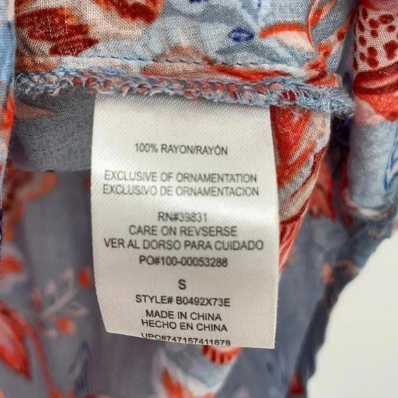 Democracy Blue Floral Hi Low Blouse Top Bell 3/4 Sleeves Small - Picture 6 of 9